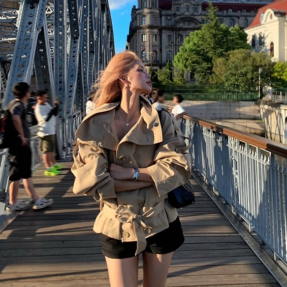 Necoyep American Retro Stand-Up Collar Double-Breasted Trench Coat for Women, Loose Casual Style with Waist-Cinching Design