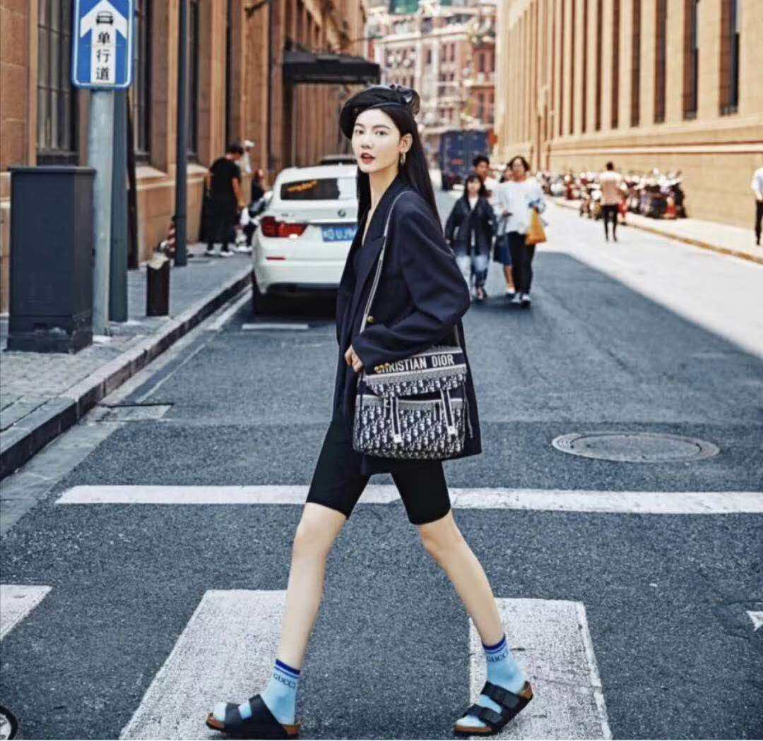 European Dior Dior Postbag Bag Obliquely Satchel Classic Old Flowers M1291VRIW