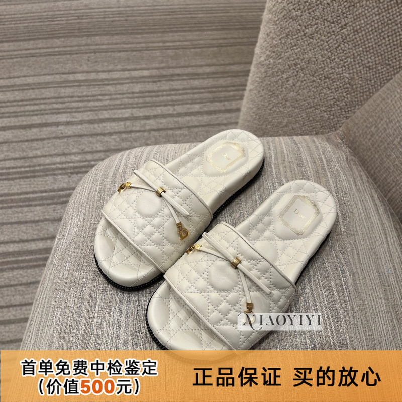 10% off Dior Women's Slippers 26 New Model European Purchasing Agent Cannage Pattern Bow Open-Toe Flat Sandals 10% off Dior Women's Slippers 26 New Model European Purchasing Agent Cannage Pattern Bow Open-Toe Flat Sandals