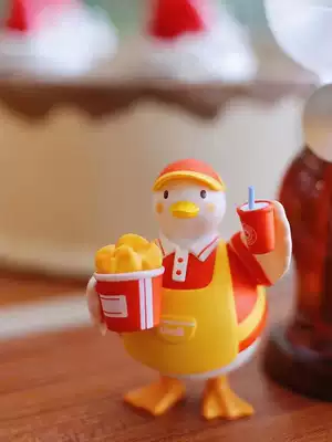 Crooked melon genuine duck duck chasing dream island series blind box duck model girl birth holiday gift desktop ornaments