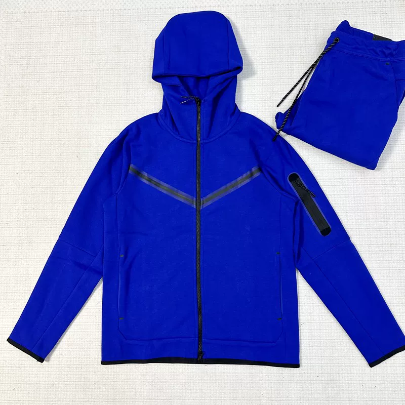 Sports jacket with hood, style