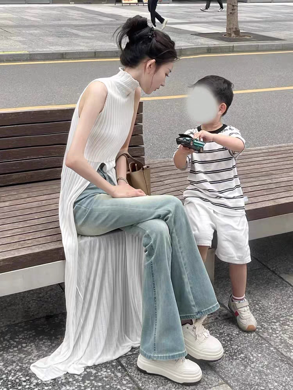 2025 New Super Nice Unique Beautiful Top White High Collar Long Ice Silk Knitted Sleeveless T-Shirt for Women Summer 2025 New Super Nice Unique Beautiful Top White High Collar Long Ice Silk Knitted Sleeveless T-Shirt for Women Summer