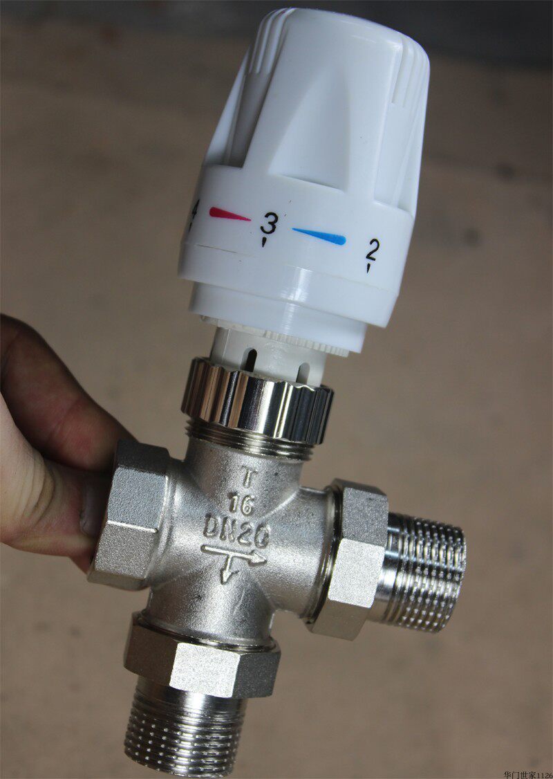 Three-way thermostatic valve, regulating valve, thermostatic valve, automatic temperature control valve, heating all-copper temperature control angle valve, low resistance