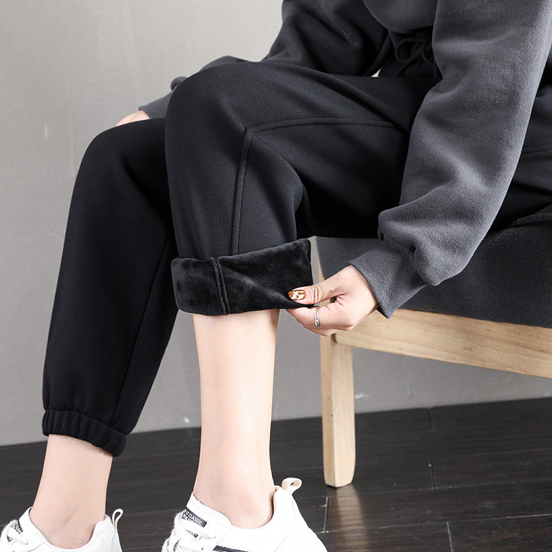 Fleece sweatpants women's loose-legged trousers 2021 winter new thickened autumn and winter trousers wear thin cotton trousers