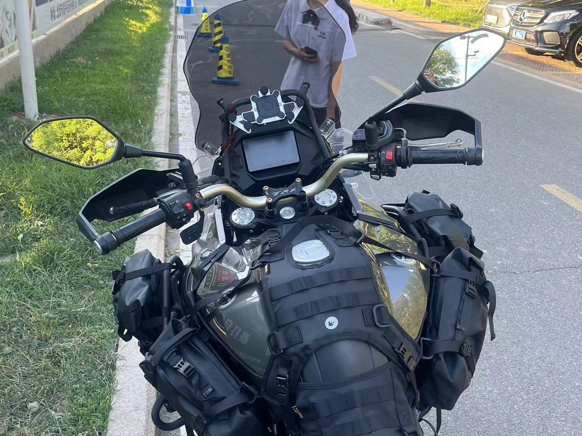 Rhinoceros Walk Motorcycle Oil Tank Bag tank Tank Hanging Base Hitch Base Hitch Total Opportunity Machia MT001A Guard Bar Bag-Taobao