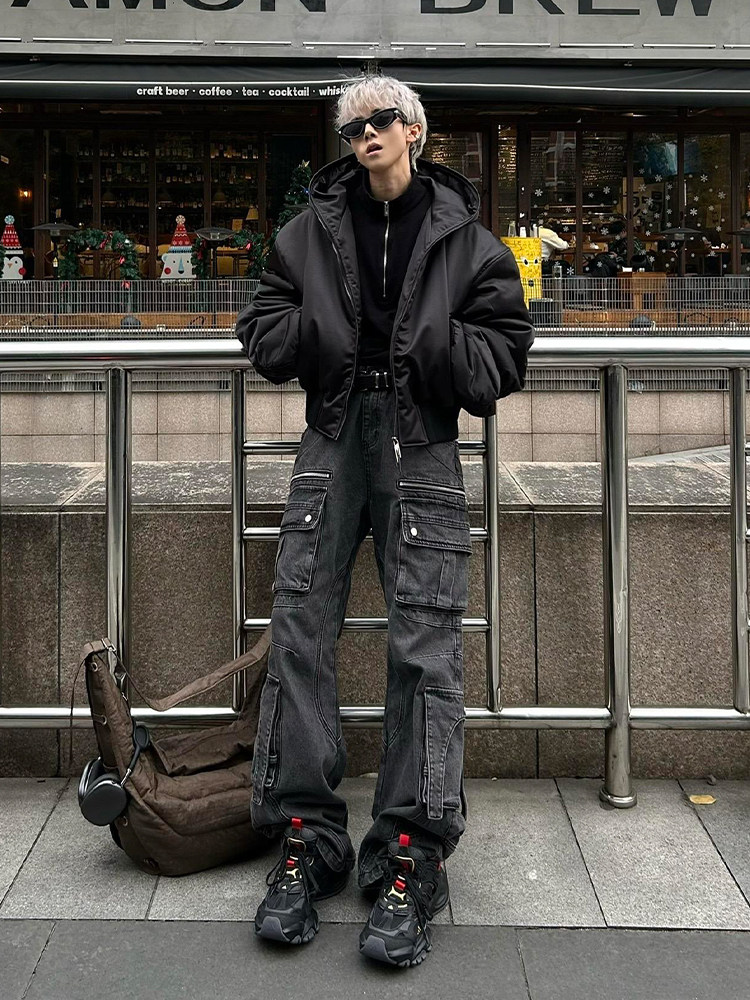 Men's Multi-Pocket Cargo Jeans, American High Street Style, Clean Fit Design, Straight-Leg Flared Pants