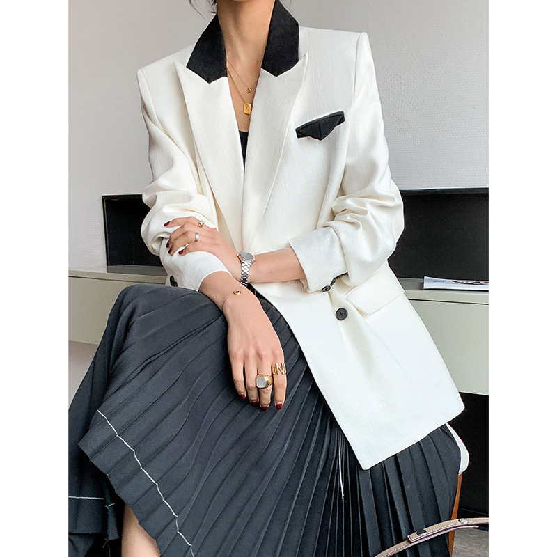 Modu small suit jacket women's 2022 autumn new niche design sense of high-end casual loose temperament suit