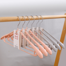 Wide shoulder clothes hanger without trace household clothes support anti-shoulder corner anti-slip hanging clothes support thick cold hangers storage