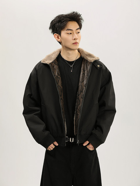 A Carton American-Style Snakeskin-Patterned Stand-Up Collar Fleece-Lined Cotton Coat, Snakeskin-Patterned Thickened Winter Couple's Jacket for Men and Women