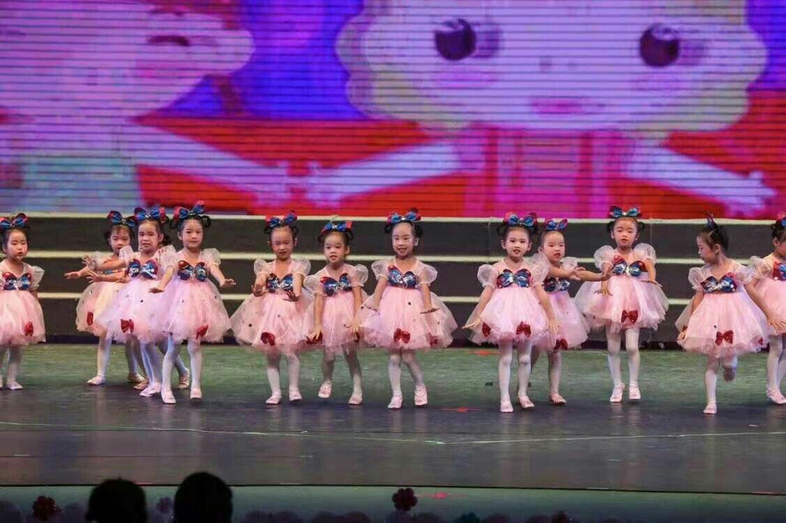 Children's dance fluffy dress performance clothing kindergarten small class cute doll pink skirt girls performance clothing