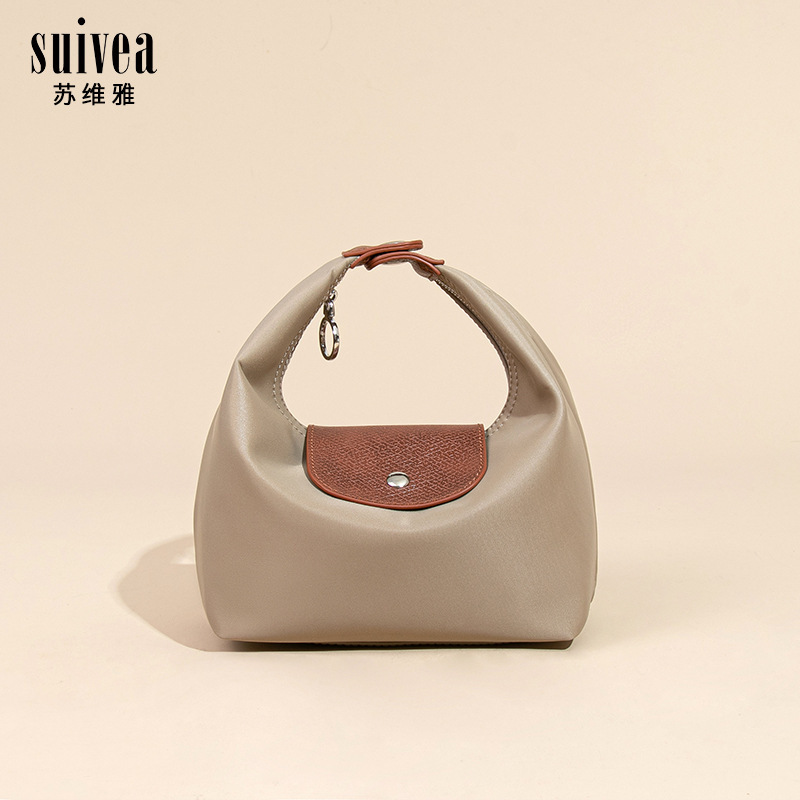 2025 New Waterproof Nylon Lunch Box Bag, Niche Design, Commuter Handbag, Casual Versatile Shoulder Dumpling Bag for Women