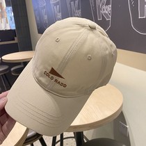 Hong Kong hats for men and women spring and summer face-showing small sunshade baseball caps for leisure travel sun protection peaked caps for couples