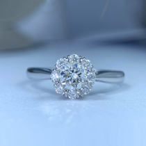 Diamond ring female 1 carat wedding ring group set 30 points 50 points 70 points diamond ring white 18K gold custom white gold marriage proposal