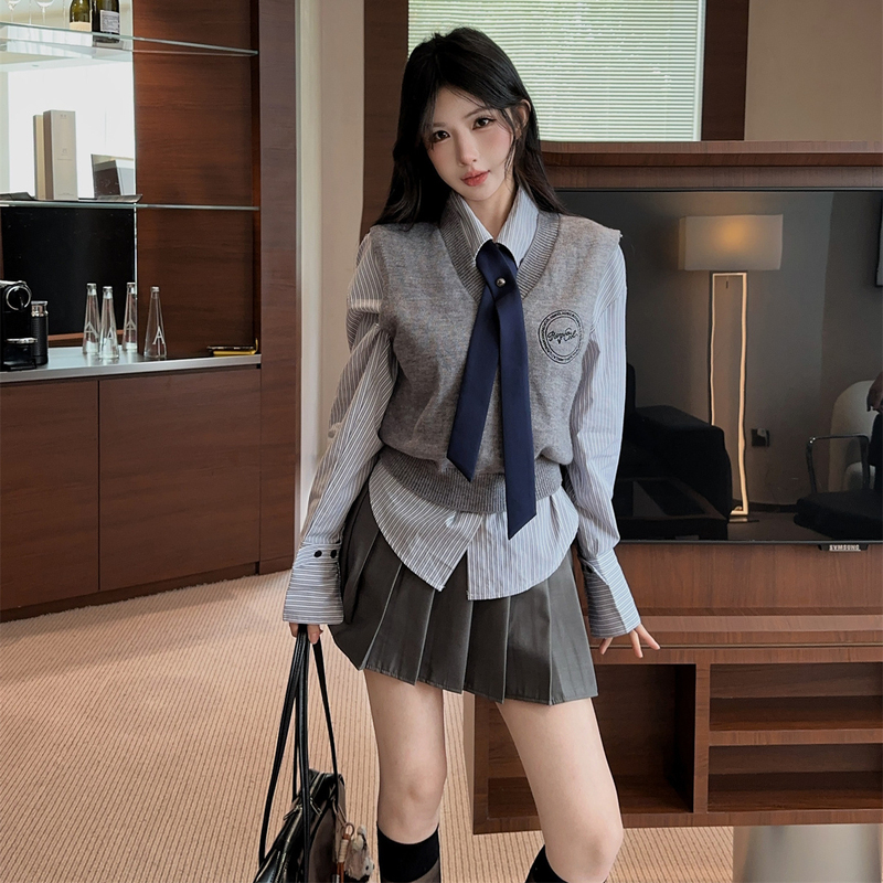 Academy Style Vest Jk Suit for Women, Long-Sleeve Striped Tie Shirt, Knitted Vest, Pleated Skirt Three-Piece Set Academy Style Vest Jk Suit for Women, Long-Sleeve Striped Tie Shirt, Knitted Vest, Pleated Skirt Three-Piece Set