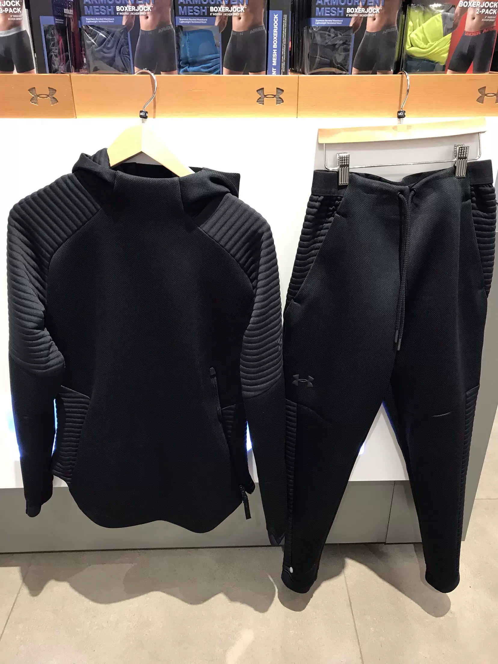 Спортивный комплект Under Armour для прогулок, толстовка, брюки, куртка