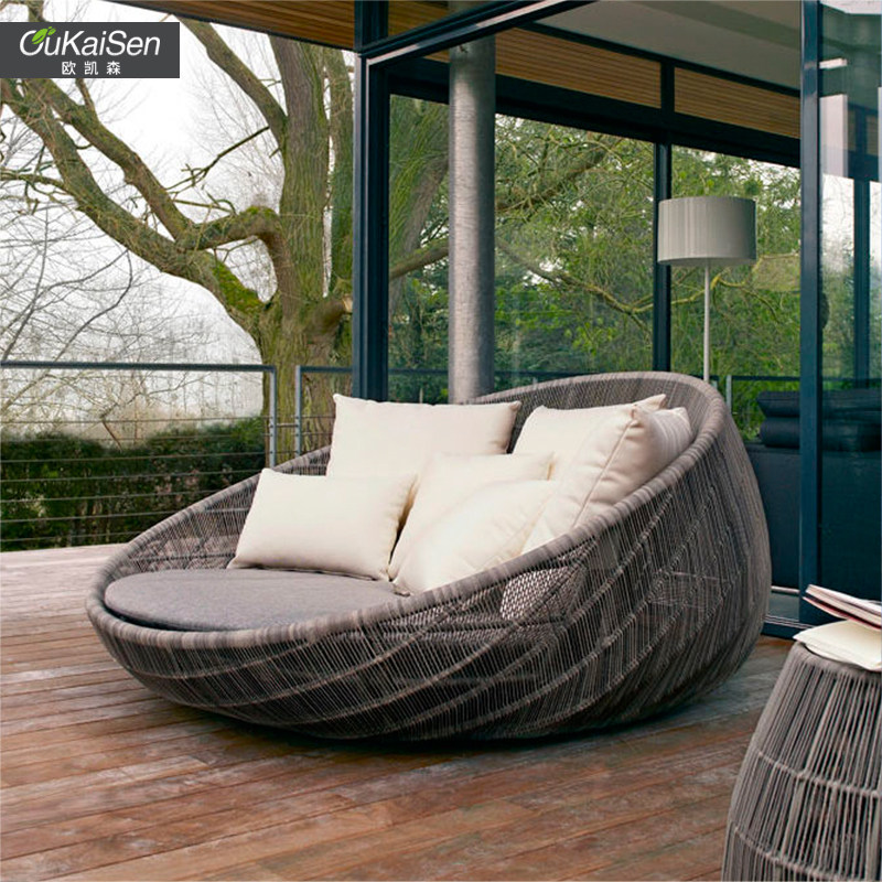 Imitation Rattan Outdoor Furniture Combination Round Bed Deck Bed Deck Chair Outdoor Balcony Garden Swimming Pool Beach Side Sofa Bed