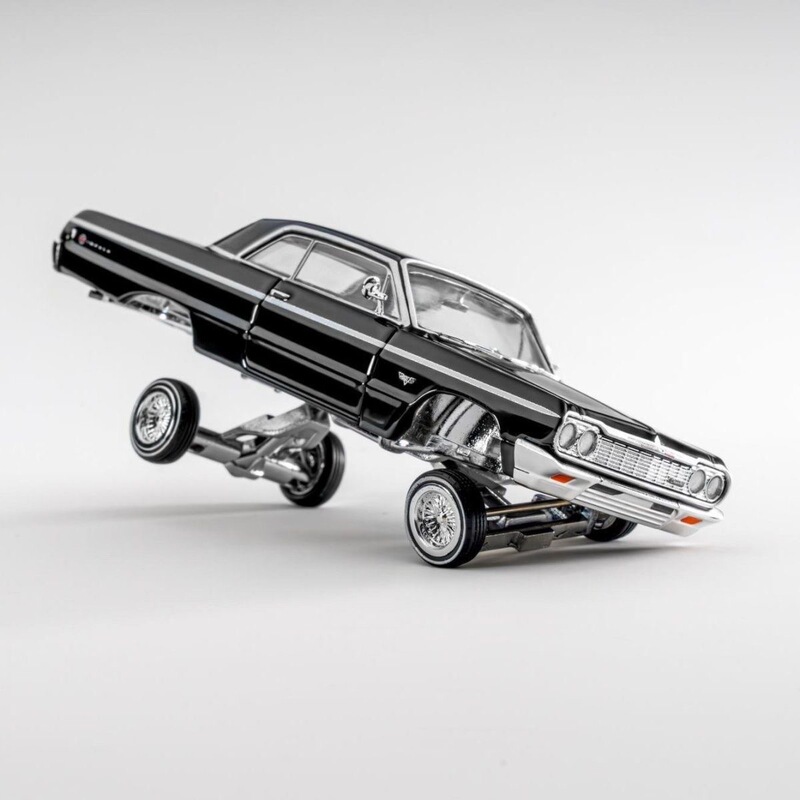97m 1/64 Chevrolet Impala Jump Car Chassis Modified Version Car Model 97m 1/64 Chevrolet Impala Jump Car Chassis Modified Version Car Model