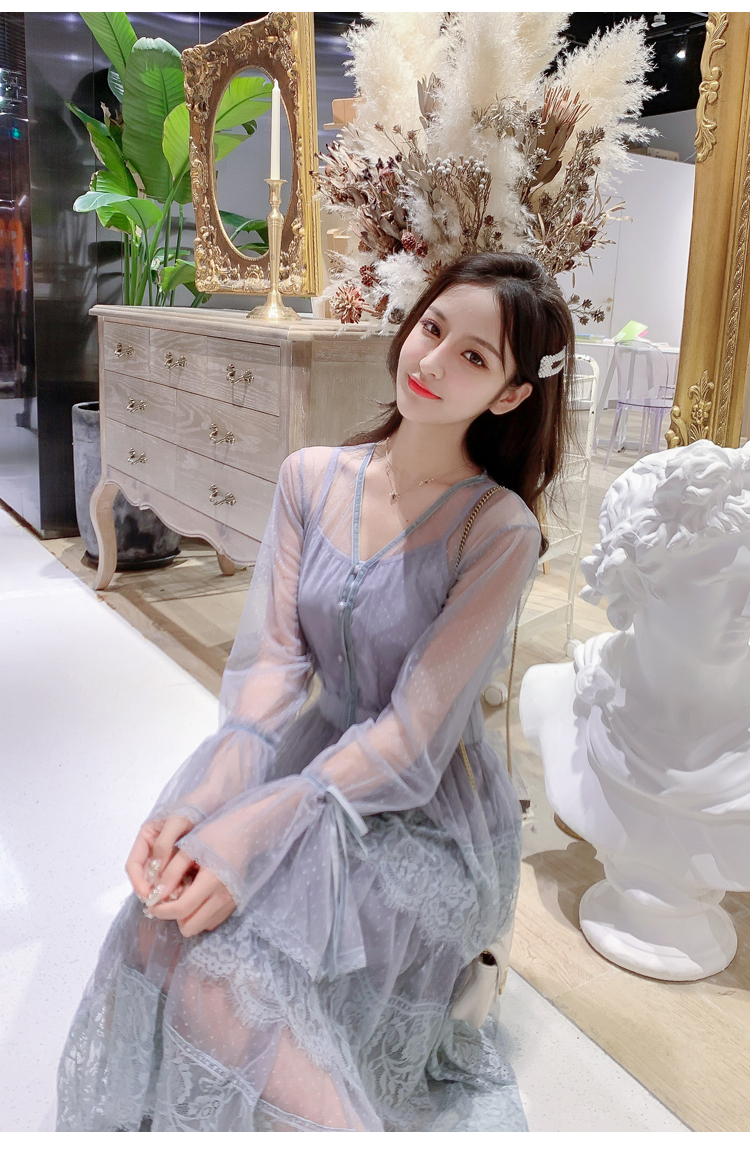 VK旗艦店 韓系蕾絲網紗喇叭袖蛋糕裙套裝長袖裙裝