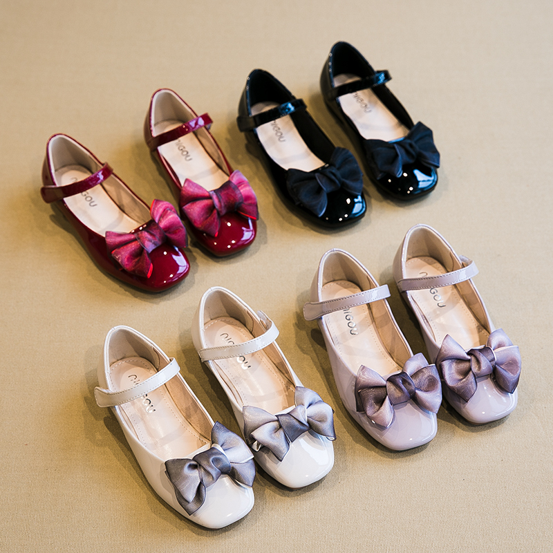 Girls' Leather Shoes, Spring and Autumn New Style, Stage Performance Leather Shoes, Girls' Soft-Soled Leather Shoes, Single Shoes, Black Small Leather Shoes, Princess Shoes
