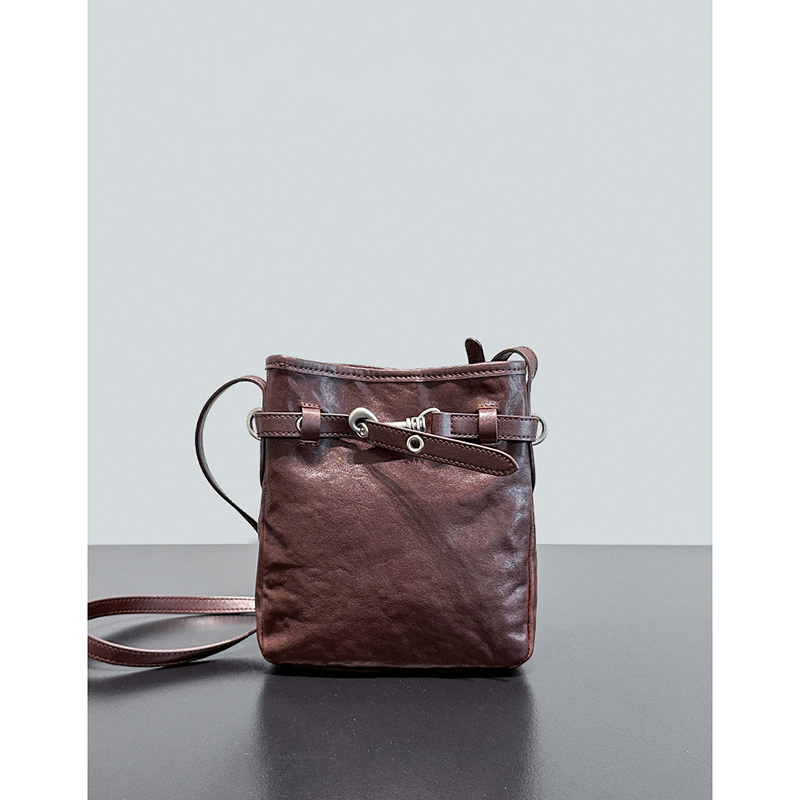 French Touch Miss High-End Vegetable-Tanned Leather Bucket Bag for Women, New Large-Capacity Shoulder Crossbody Phone Bag