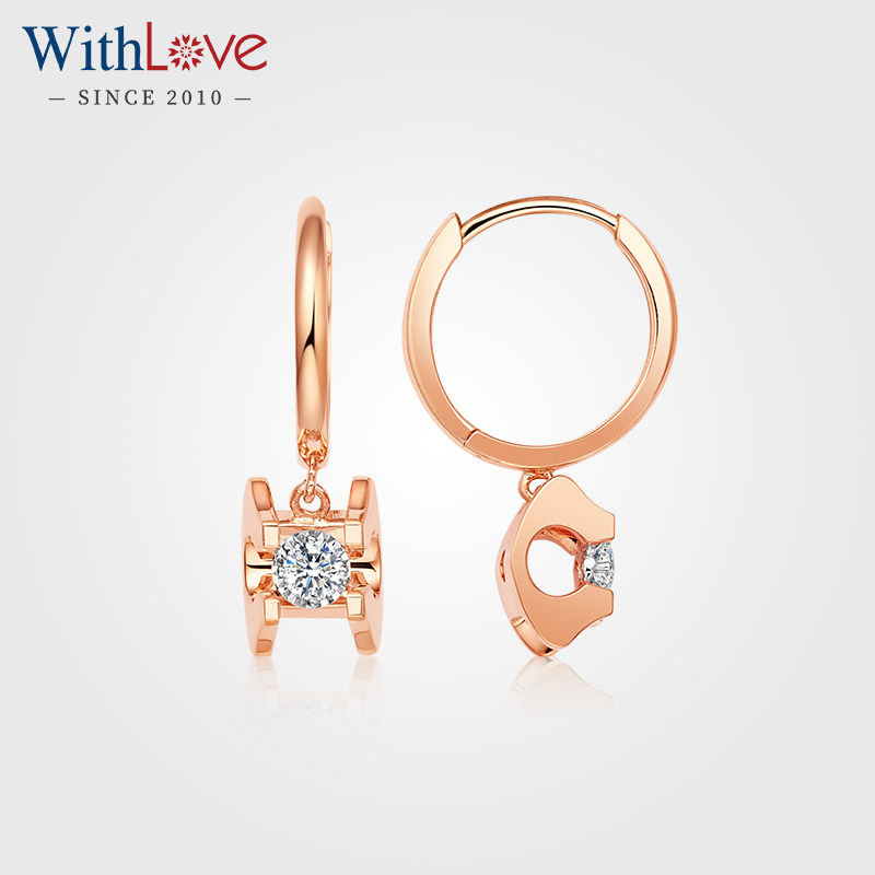 WithLove Only Love Pin Yue 18K Gold Classic Bull's Head Diamond Stud Earrings Versatile Earrings Sweet Dreams