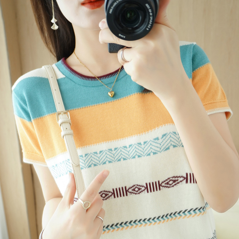 Summer cotton and linen short-sleeved T-shirt women's new cotton hit color rainbow striped sweater bottoming half-sleeve thin top