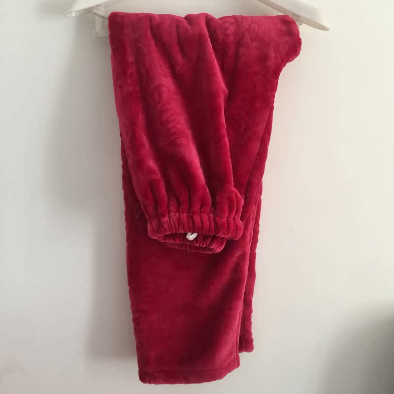Ưu đãi đặc biệt Shadan dịch vụ tại nhà mùa thu và mùa đông nữ san hô nhung dày in flannel mặc bộ đồ ngủ mẹ giản dị bộ đồ ngủ