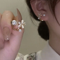 outlets retreat the good bull cargo picked up S925 silver needle flower earrings and earrings with two ear nails