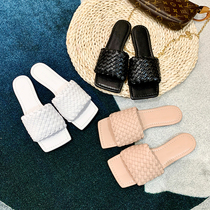(cousin FAN)2021 summer new VS BV woven slippers female outer wear square head fashion all-match flat bottom drag