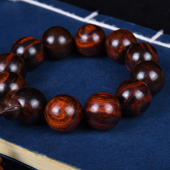 Xuantong small leaf red sandalwood Buddha beads bracelet bracelet cultural toys men and women jewelry black sandalwood rosewood agarwood Buddha beads factory direct sales