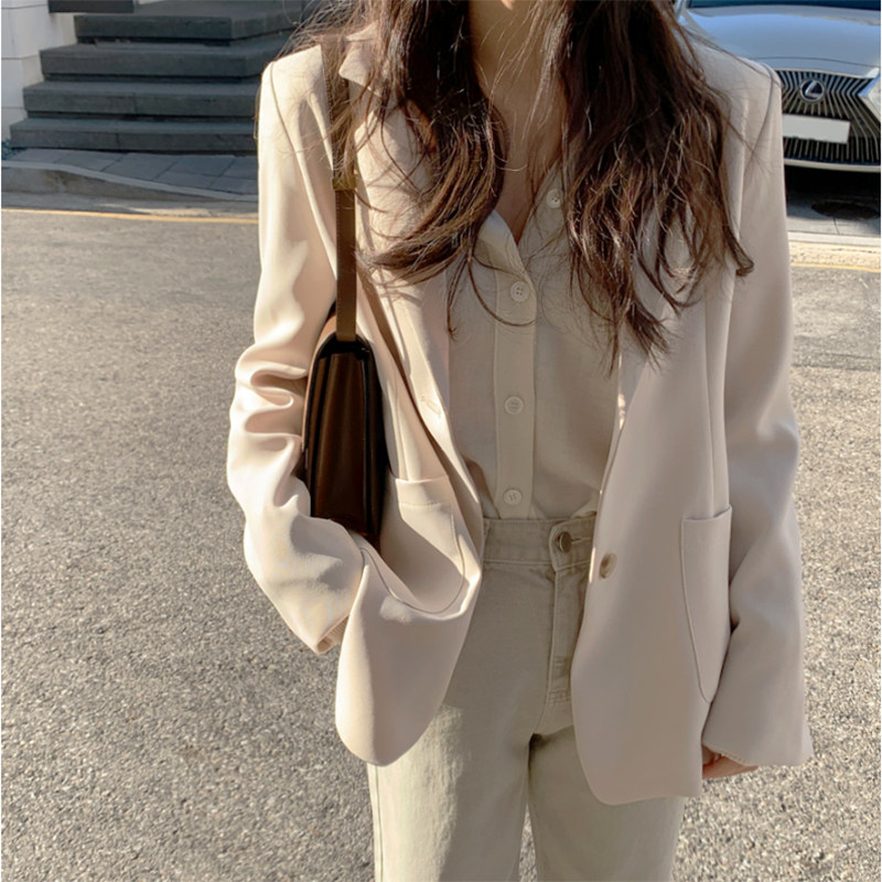 White suit jacket female spring and autumn thin section Korean version loose with small sub-reduced-age fried street net red explosive with western coat blouse