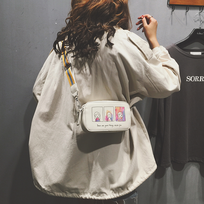Ins bag nữ chic2019 hè mới Thời trang Hàn Quốc hoang dã đơn vai nhỏ túi vuông rộng quai đeo vai Messenger túi - Túi xách nữ túi xách đeo vai