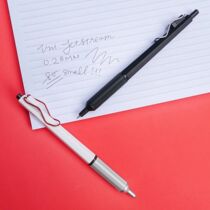 Japan system of the Delta U n i Mitsubishi Jetstream Edge 0 28 extremely fine ballpoint pen in an atom pen
