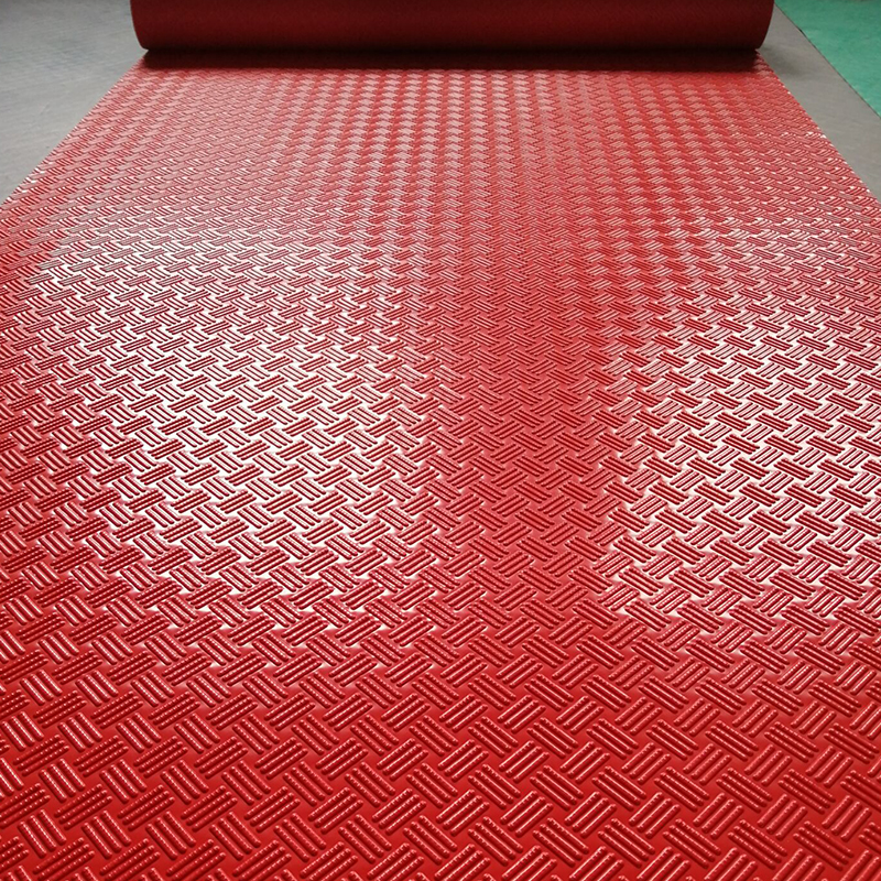 Multi-color truck compartment plastic waterproof floor mat unique rubber mat electric tricycle non-slip mat pull goods thickened water