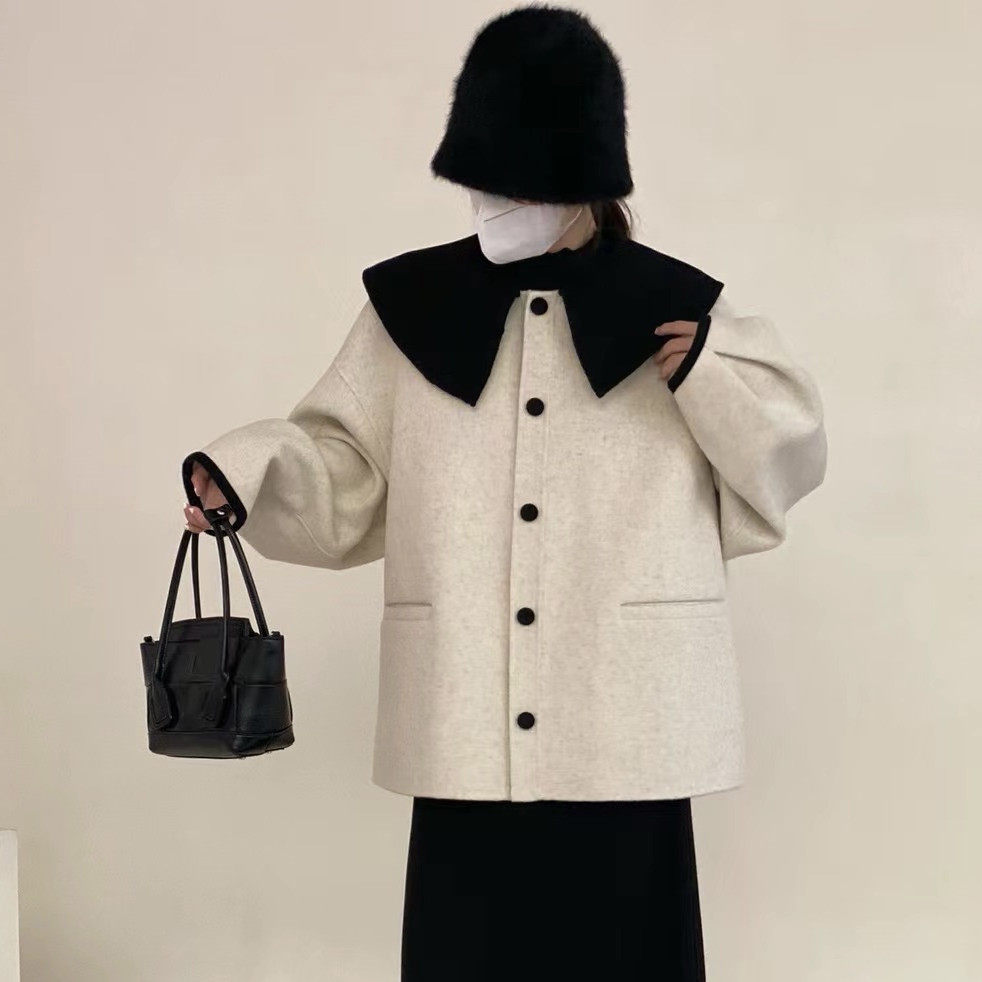 In the winter of 2021, the new Korean Navy leads a small double - sided cashmere coat girl short wool jacket