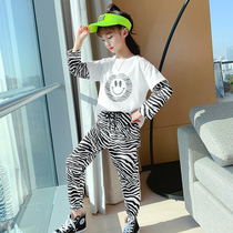 Girls suit spring 2021 new net red childrens cartoon smiley girl in the big childrens sweater two-piece tide