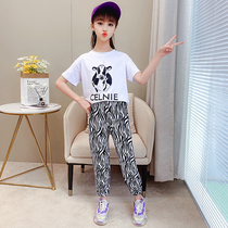 Girls summer suit 2021 new net red girl Western style childrens summer cartoon short-sleeved two-piece set tide