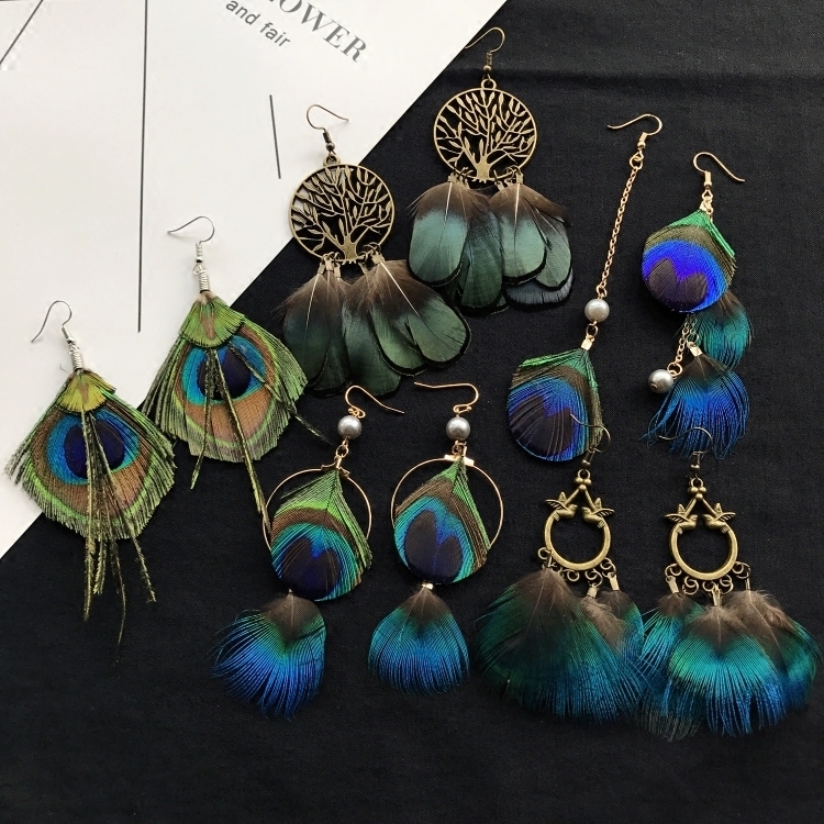 Korean Retro Peacock Feather Tassel Earrings for Women, Bohemian Fashion Style, Elegant and Versatile Long Earrings