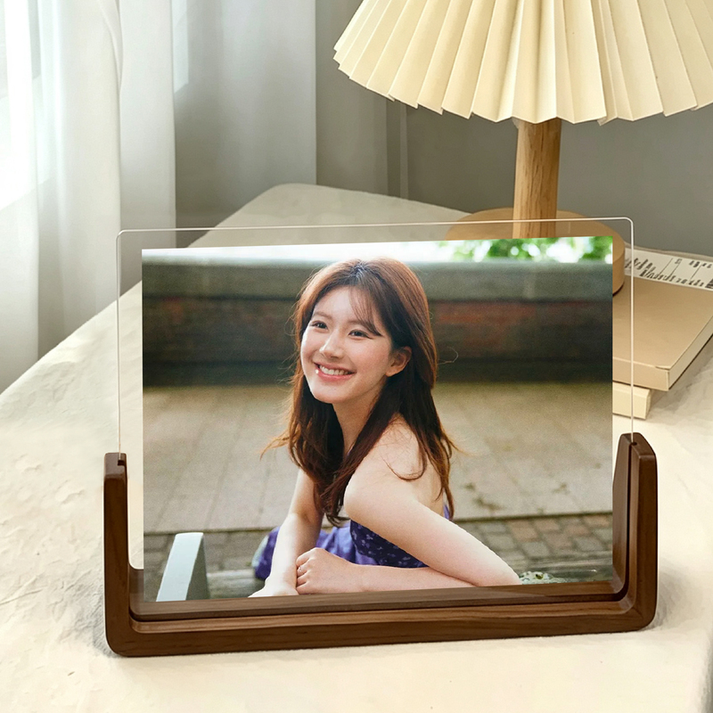 Acrylic Solid Wood U-Shaped Display Stand Simple Design 8inch Photo Print with Frame Postcard DIY Desktop Display
