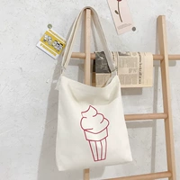 Рисовое белое мороженое-кроссовое тело