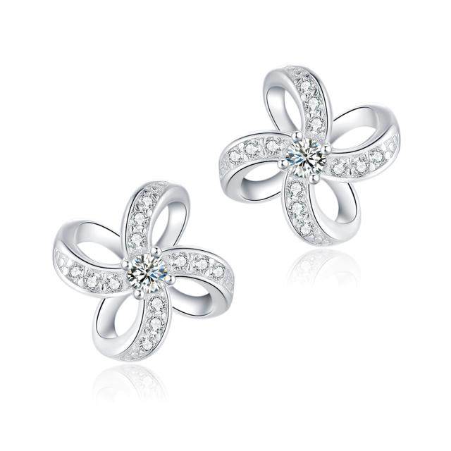 Chow Tai Fook diamond stud birthday gift PT950 platinum stud earrings imported Mo Sang diamond pierced ear earrings female models