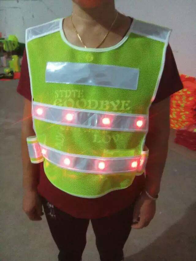 Battery-installed LED with light reflective vest reflective vest construction sanitation reflective clothing riding reflective safety clothing