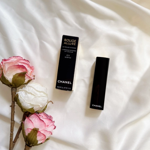 CHANEL/Chanel яркая бархатная черная губная помада в тюбике 211 209 212 62 63 69 56 51