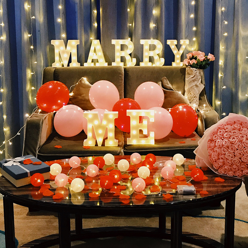Creative proposal layout scene Valentine's Day scene KTV romantic surprise decoration vindicate letter lighting