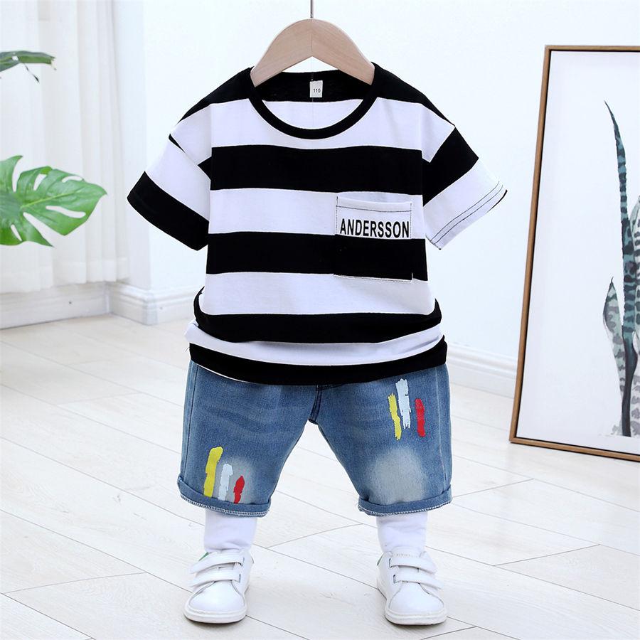 . Childrens ăn mặc trẻ em lớn vừa đặt hai mảnh boy set mùa hè ngắn tay áo thun quần denim năm điểm Hàn Quốc phiên bản của sóng 2019 mới.