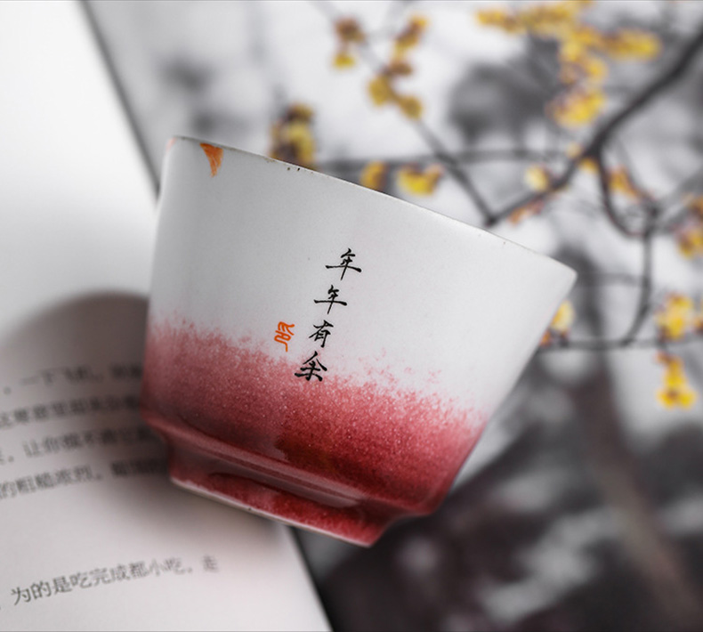 Story of pottery and porcelain teacup tea sample tea cup, kung fu tea bowl hand - made single cup gift boxes manual master CPU