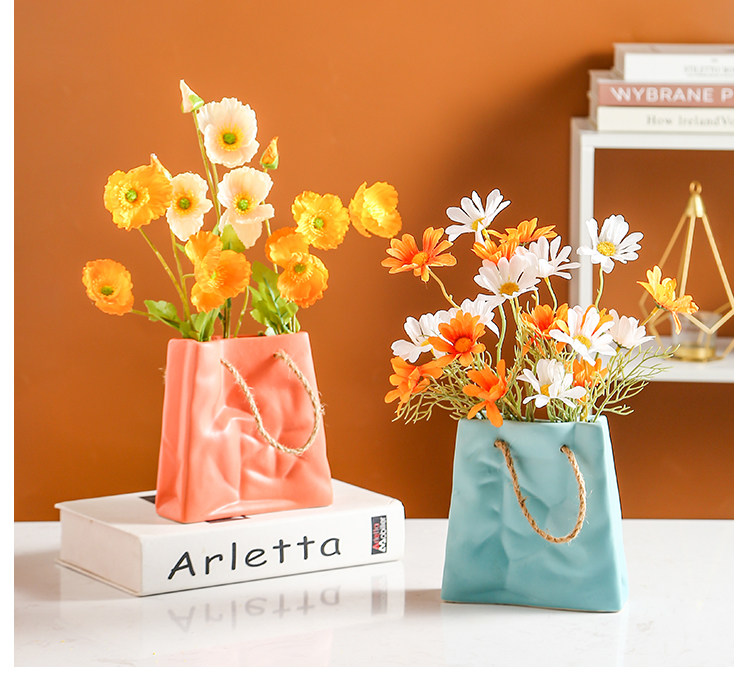 2025新款陶瓷花瓶创意陶瓷包包花瓶摆件客厅插花北欧网红轻奢餐桌干花插花器装饰品花瓶水培花瓶详情10