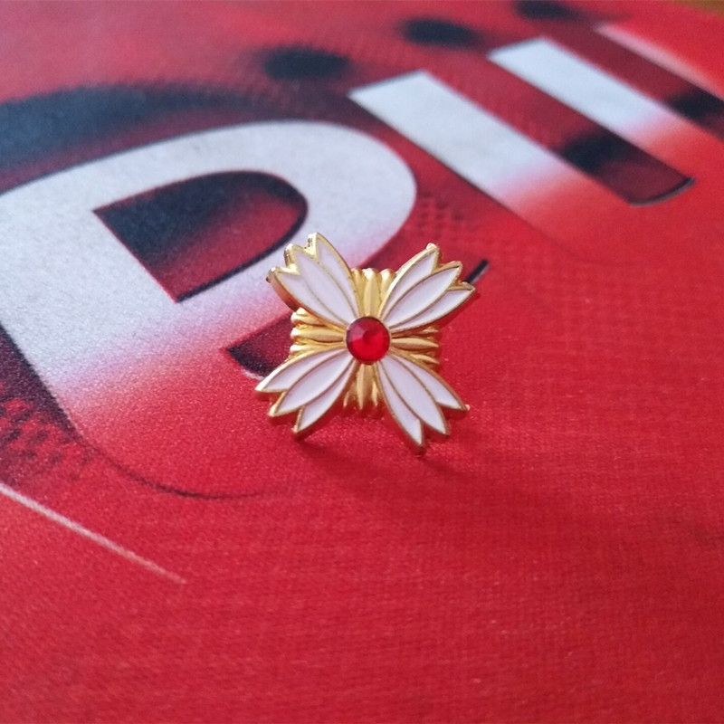 Brooch-Day Drama Hero Legal Hero Inspection Badge Prosecutor Chest Needle Autumn Cream Scorching Japan COS Chest