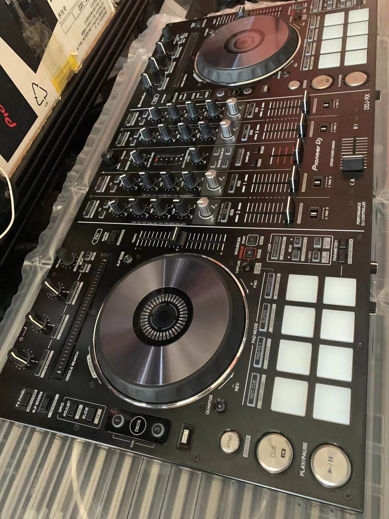 Pioneer DDJ-RB DJ打碟机：音乐制作新星，舞曲控必备神器🎶🔥-打碟机-淘宝百科网