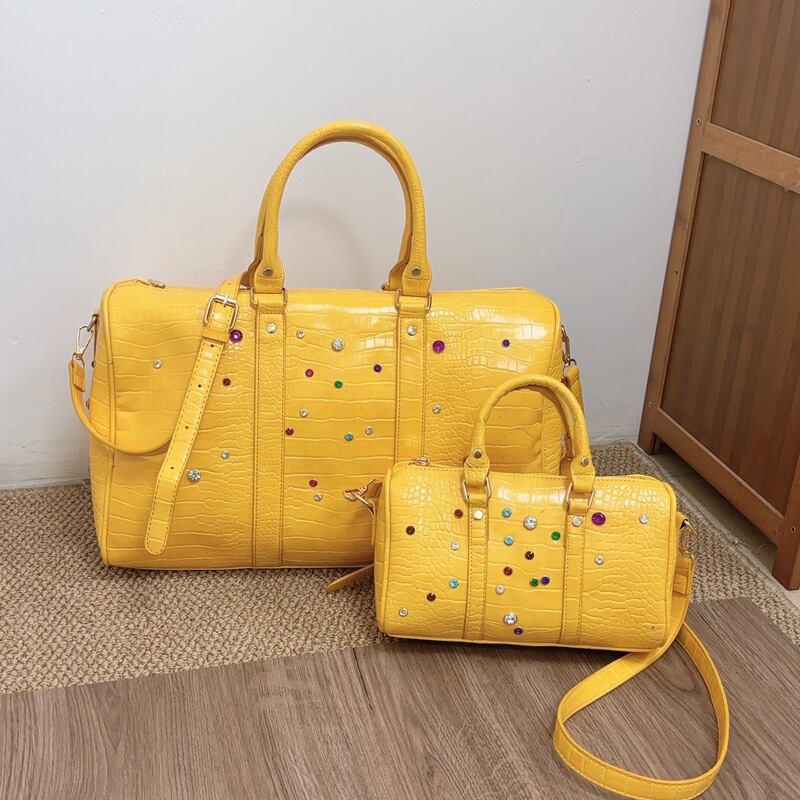 Yellow Crocodile Pattern Colorful Diamond Boston Pillow Bag Large Capacity Shoulder Crossbody Bag Commuter Travel Bag for Men and Women